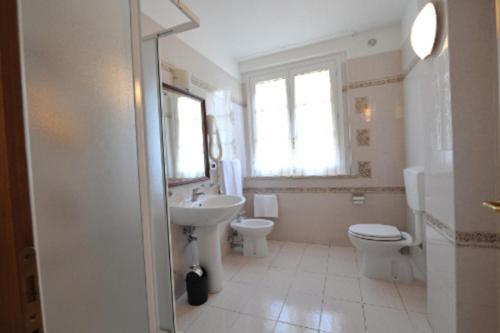 Holiday House Aurora Кортона Екстериор снимка